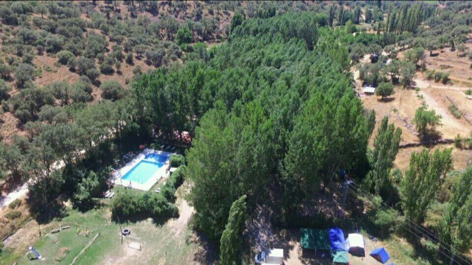 Cabanas Camping Sierra De Penascosa المظهر الخارجي الصورة