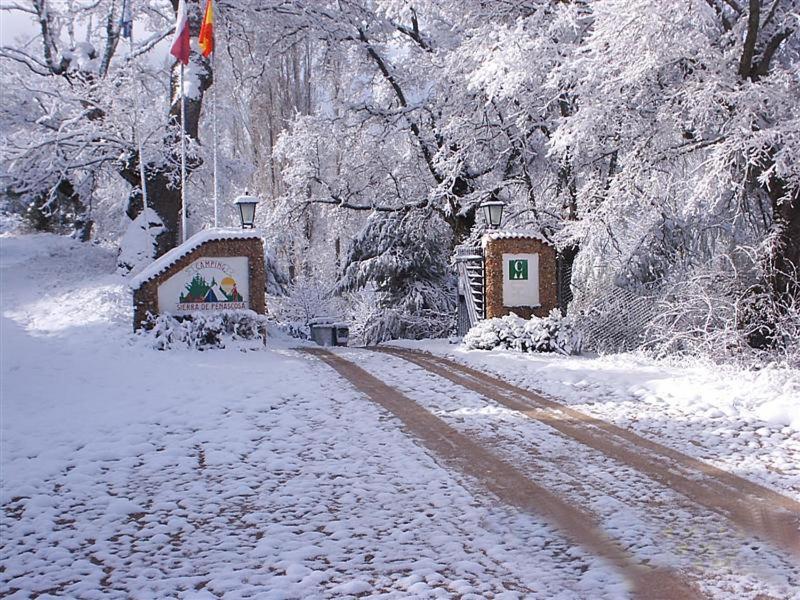 Cabanas Camping Sierra De Penascosa المظهر الخارجي الصورة