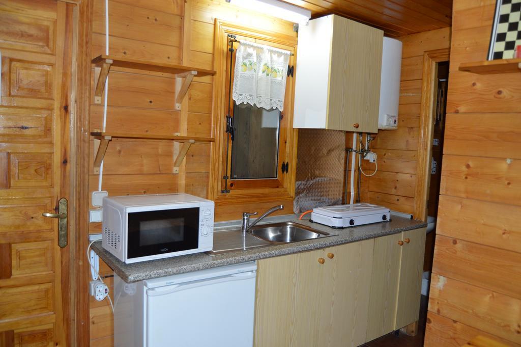 Cabanas Camping Sierra De Penascosa المظهر الخارجي الصورة